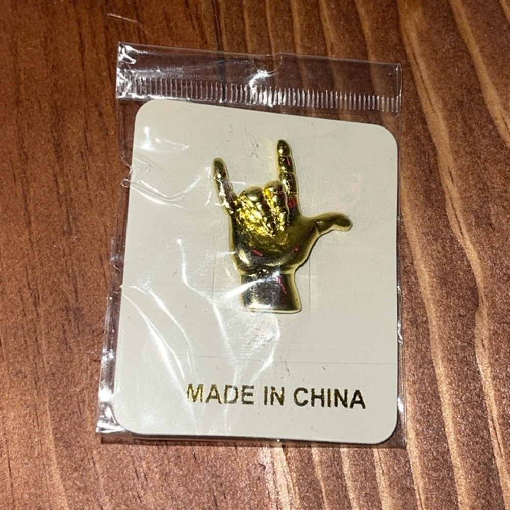 VINTAGE “I Love You” Sign Gold Tone Lapel Pin